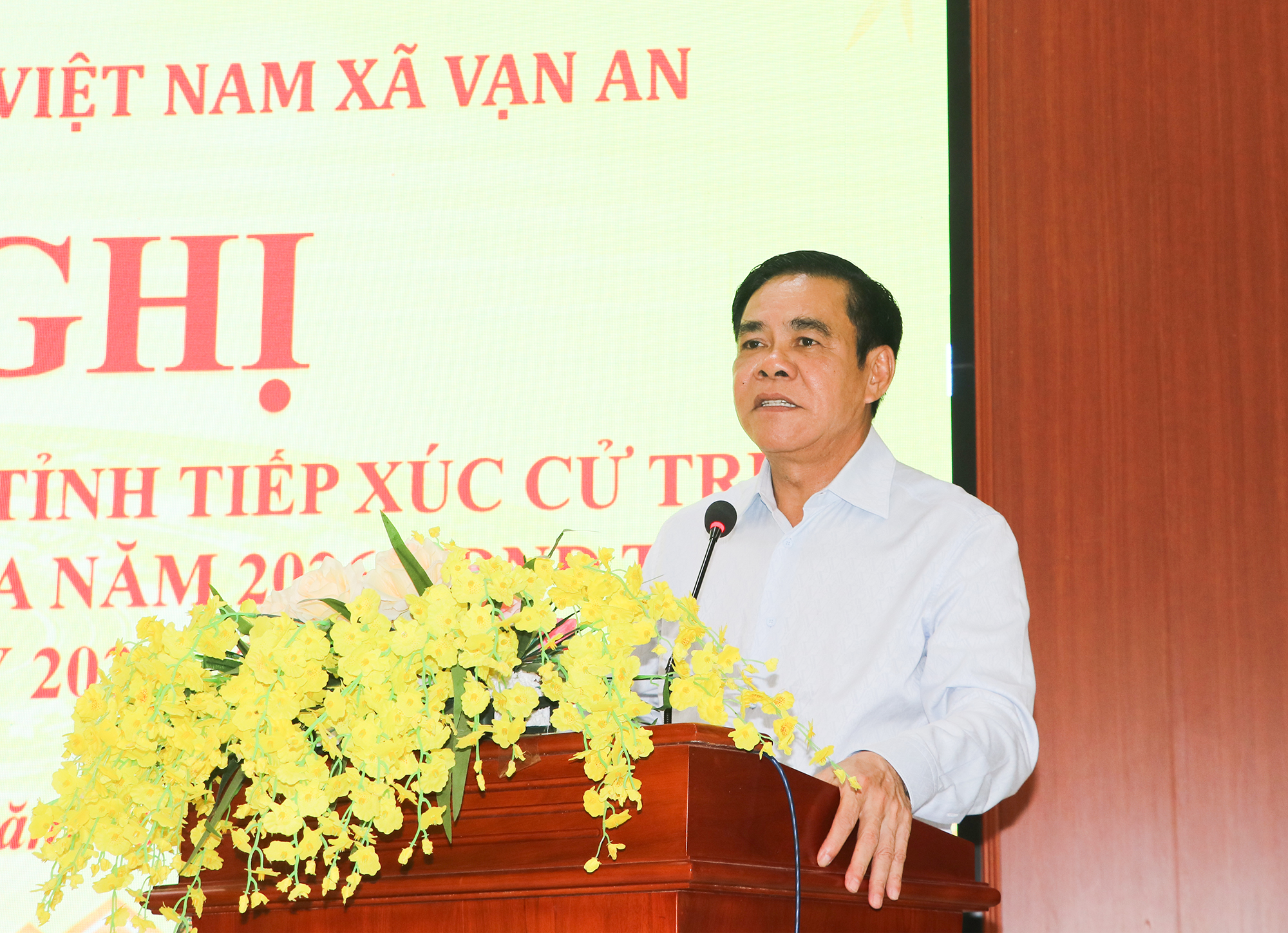Anh-tin-bai